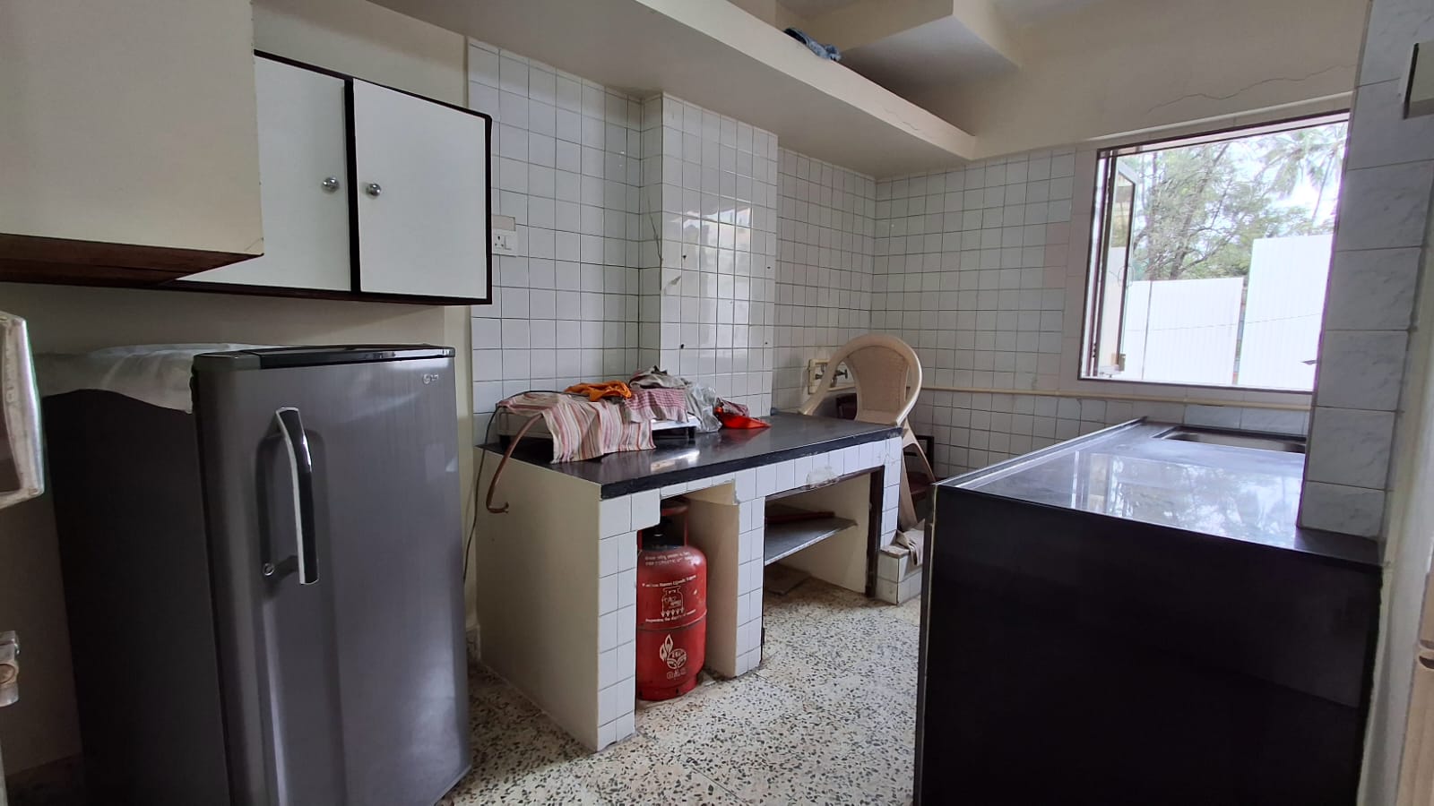 2BHK Flat for Sale in Andheri West